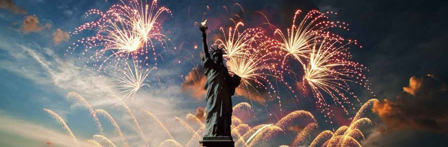 statue-of-liberty-fireworks